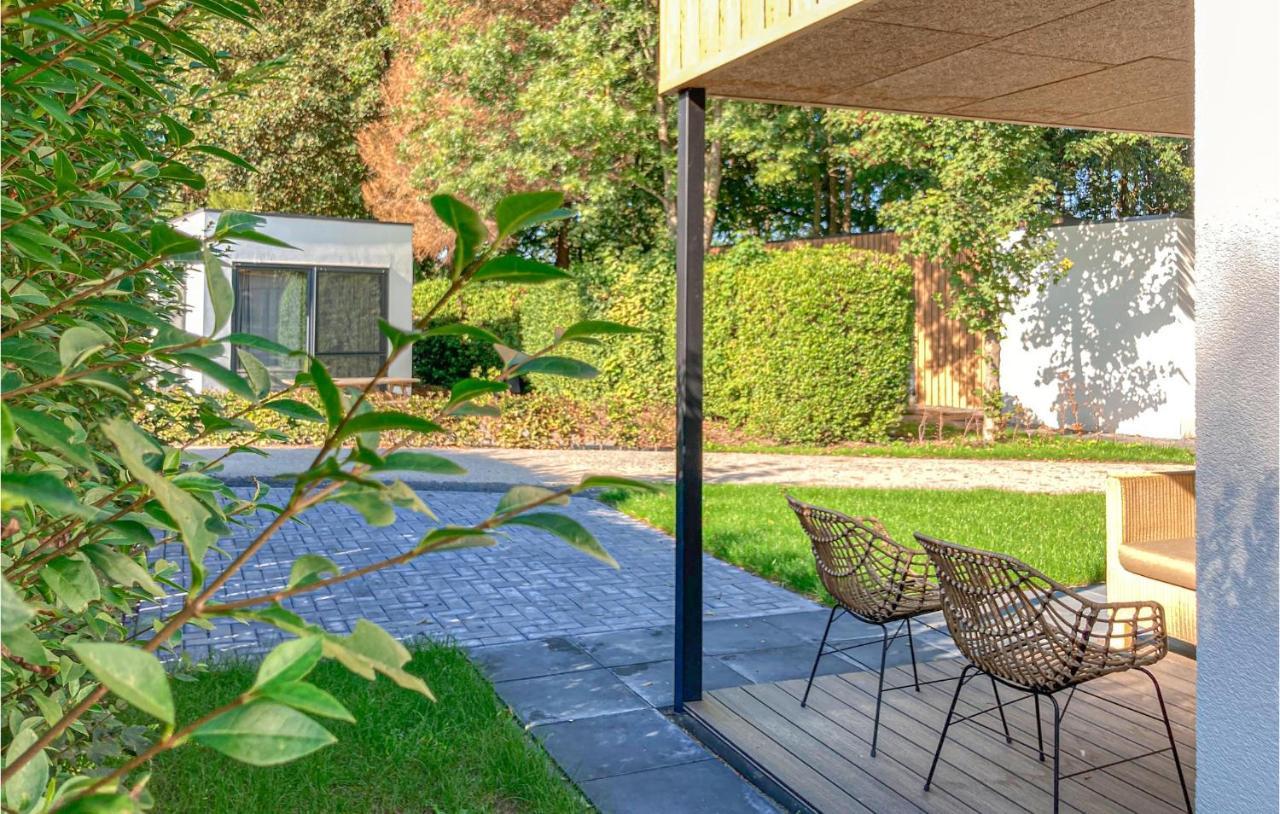 Cozy Home In Heinkenszand With Sauna Экстерьер фото